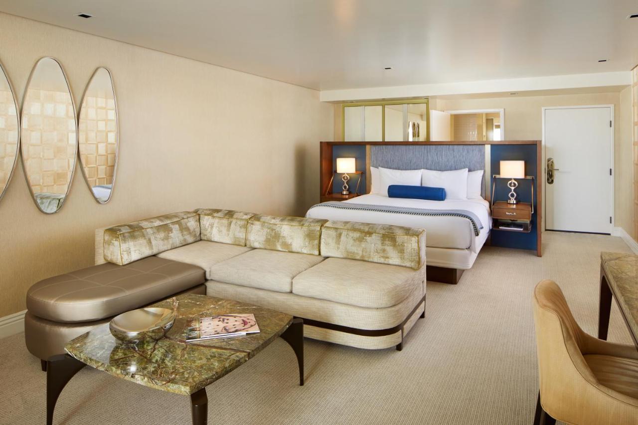 The London West Hollywood At Beverly Hills Екстериор снимка A guest room at The Mirage