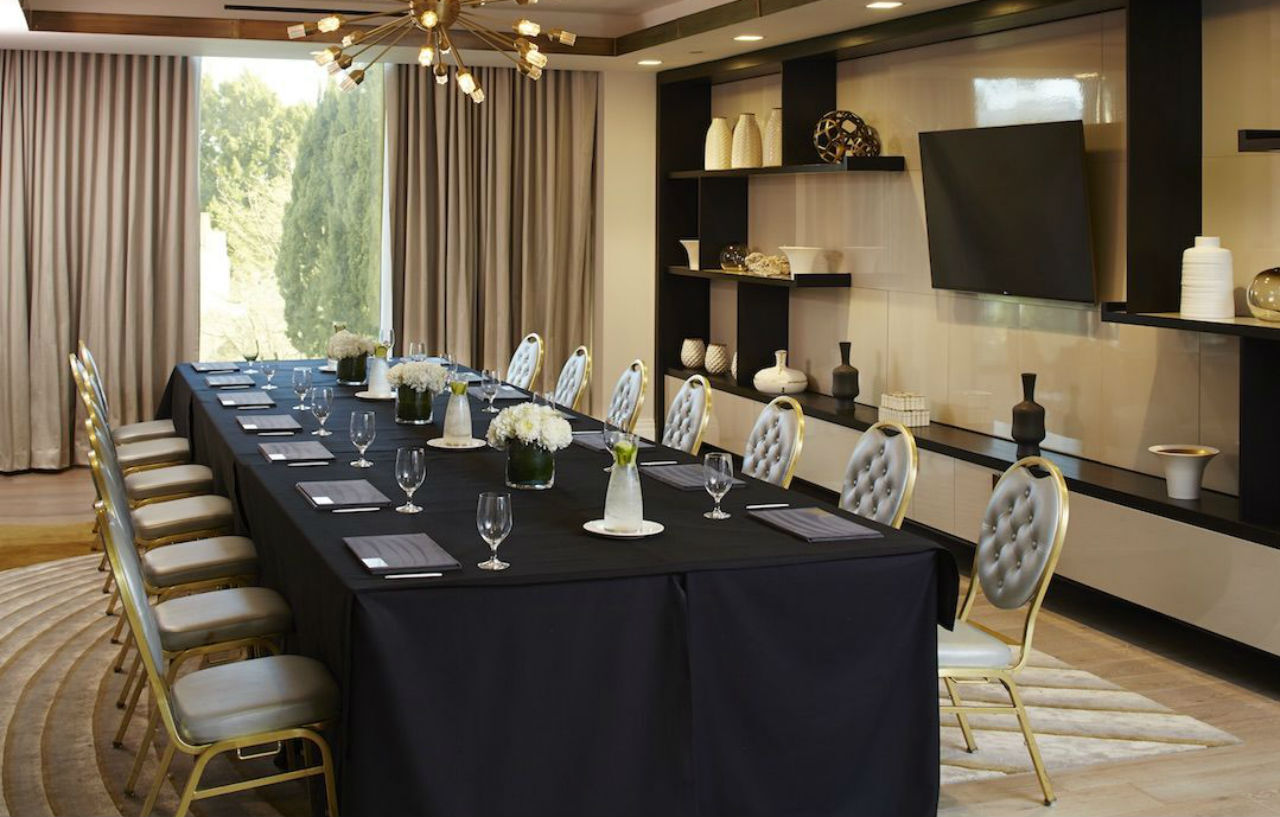 The London West Hollywood At Beverly Hills Екстериор снимка Boardroom at the JW Marriott Scottsdale Camelback